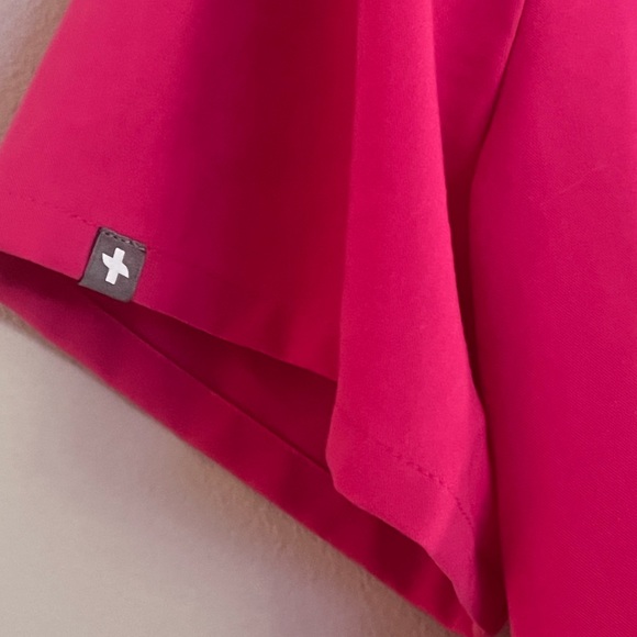 FIGS Scrub Set Top:Short Sleeve Size XL Pants:Elastic Waistband & Ankles Size L - Picture 6 of 15